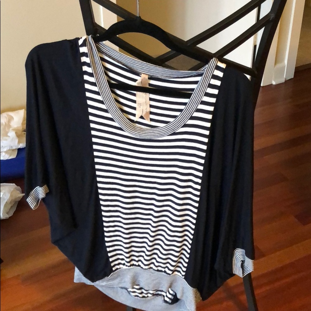 Bailey 44 Loose fitting top